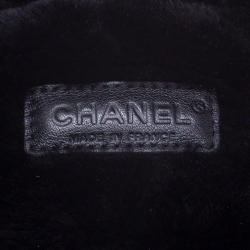 مملوكة مسبقًا Chanel Black Leather and Fur Small Classic Single Flap Bag