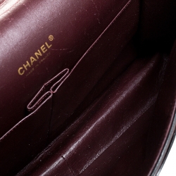 مملوكة مسبقًا حقيبة شانيل قلاب مزدوج كلاسيك جامبو جلد مبطنة زرقاء