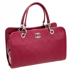 Pre Owned Chanel Red Quilted Leather Riviera Zip Shoulder Bag