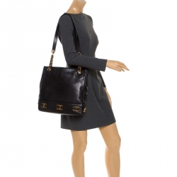 مملوكة مسبقًا حقيبة كتف شانيل جلد أسود فيندج 6 CC بسلسلة