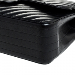 Pre Owned Chanel Black Chevron Caviar Leather Jumbo Classic Double Flap Bag