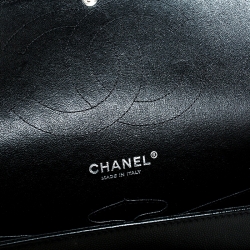 Pre Owned Chanel Black Chevron Caviar Leather Jumbo Classic Double Flap Bag