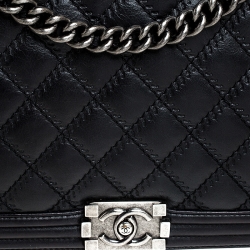 Pre Owned حقيبة شانيل لارج قلاب بوي جلد خروف مبطن أسود