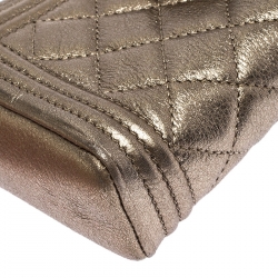 Pre Owned Chanel Metallic Gold Quilted Leather CC Phone Holder Clutch