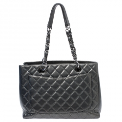 مملوكة مسبقًا Chanel Metallic Grey Quilted Caviar Leather Grand Shopper Tote