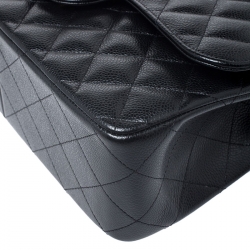 مملوكة مسبقًا Chanel Black Quilted Caviar Leather Jumbo Classic Double Flap Bag