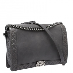 مملوكة مسبقًا Chanel Grey Leather Large Reverso Boy Flap Bag 