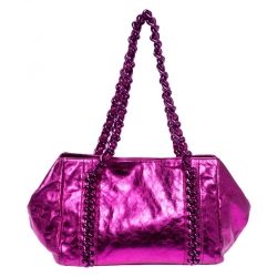 مملوكة مسبقًا حقيبة يد شانيل مودرن شين ايست ويست جلد وردية ميتالك