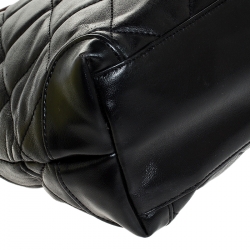 Pre Owned Chanel Black Quilted Leather Resin Ring Handle Bag