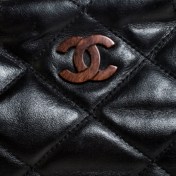 Pre Owned Chanel Black Quilted Leather Resin Ring Handle Bag