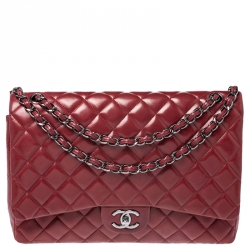 مملوكة مسبقًا حقيبة شانيل ماكسي كلاسيك جلد أحمر لامع مبطن بقلاب مزدوج