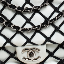 مملوكة مسبقًا Chanel White/Black Leather Canebiers Jumbo Flap Bag