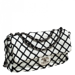 مملوكة مسبقًا Chanel White/Black Leather Canebiers Jumbo Flap Bag
