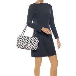 مملوكة مسبقًا Chanel White/Black Leather Canebiers Jumbo Flap Bag