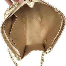 مملوكة مسبقًا Chanel Gold Leather 'Lucky Charms' Pochette