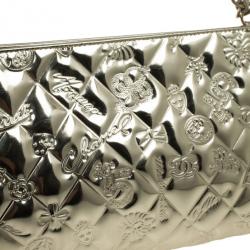 مملوكة مسبقًا Chanel Gold Leather 'Lucky Charms' Pochette