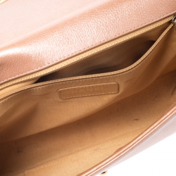 مملوكة مسبقًا Chanel Metallic Peach Quilted Leather New Medium Boy Flap Bag