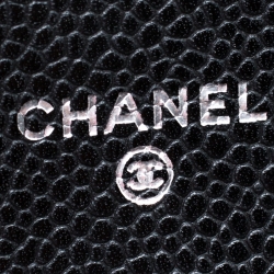 Pre Owned محفظة بسلسلة شانيل نصف قمر جلد كافيار رصاصية