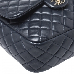 Pre Owned Chanel Navy Blue Quilted Leather Large Seoul Backpack