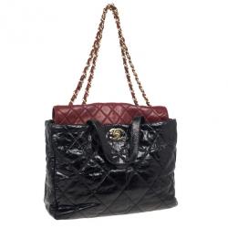 مملوكة مسبقًا Chanel Black Glazed Distressed Leather Burgundy Lambskin Portobello Large Tote Bag