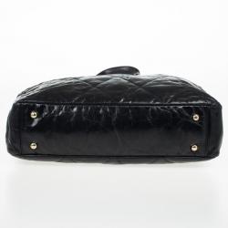 مملوكة مسبقًا Chanel Black Glazed Distressed Leather Burgundy Lambskin Portobello Large Tote Bag