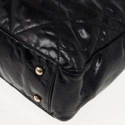 مملوكة مسبقًا Chanel Black Glazed Distressed Leather Burgundy Lambskin Portobello Large Tote Bag