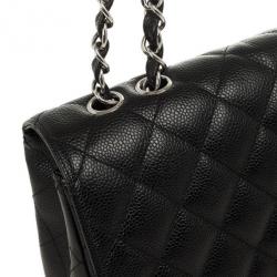 مملوكة مسبقًا Chanel Black Caviar Jumbo Flap