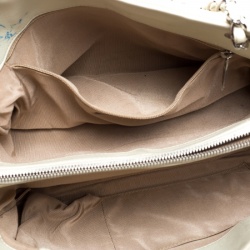 Pre Owned Chanel Off White Quilted Caviar Leather Timeless Shopper Tote