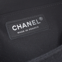 Pre Owned حقيبة شانيل موسايك بوي صوف سوداء مبطنة متوسطة بقلاب