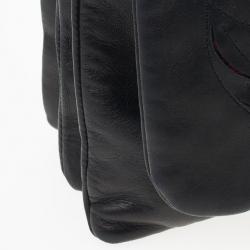 مملوكة مسبقًا حقيبة شانيل رانواي إصدار خاص قلاب كاميليا جلد خروف سوداء