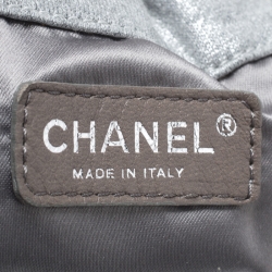 مملوكة مسبقًا Chanel Grey Shimmer Quilted  Jersey  Melrose Bag