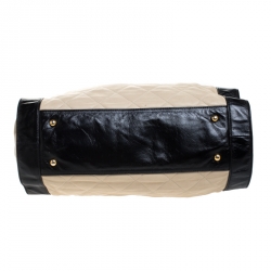 مملوكة مسبقًا حقيبة شانيل جلد بيج/أسود مبطن بسلسلة