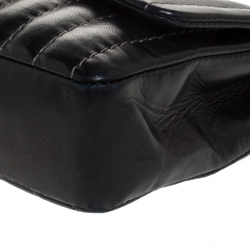 Pre Owned Chanel Black Vertical Quilted Leather Medium Timeless Flap Bag