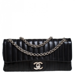 Pre Owned Chanel Black Vertical Quilted Leather Medium Timeless Flap Bag