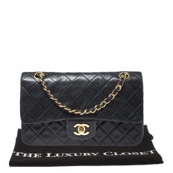مملوكة مسبقًا Chanel Black Quilted Leather Small Classic Double Flap Bag