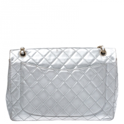 Pre Owned Chanel Metallic Silver Quilted Leather Maxi Classic Single Flap Bag