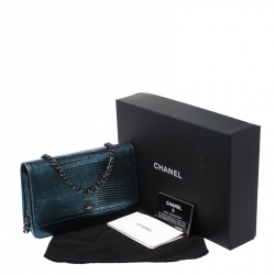 مملوكة مسبقًا Chanel Metallic Blue Lizard Classic WOC Clutch Bag