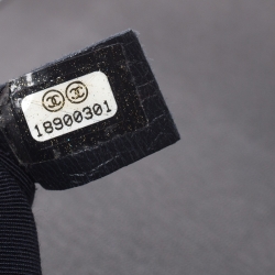 مملوكة مسبقًا Chanel Grey Cube Embossed Leather New Medium Boy Flap Bag