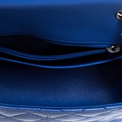 مملوكة مسبقًا Chanel Blue Quilted Patent Leather Mini Classic Flap Bag