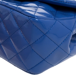 مملوكة مسبقًا Chanel Blue Quilted Patent Leather Mini Classic Flap Bag