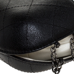Pre Owned Chanel Black/White Quilted Leather Small Gabrielle Bucket Bag