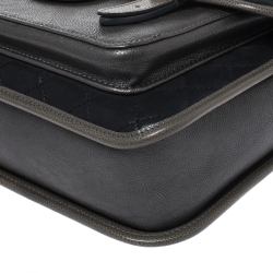Pre Owned Chanel Metallic Grey/Black Iridescent Leather Paris Bombay Back To School Messenger Bag 