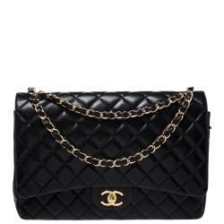 مملوكة مسبقًا حقيبة شانيل ماكسي كلاسيك جلد أسود مبطن بقلاب مزدوج