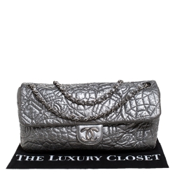 Pre Owned Chanel Metallic Grey Vinyl Rock in Moscow Flap Bag