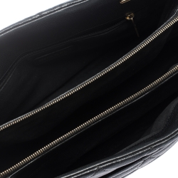 مملوكة مسبقًا Chanel Black Quilted Leather CC Timeless Tote