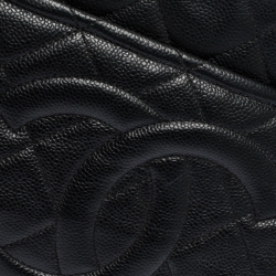 مملوكة مسبقًا Chanel Black Quilted Leather CC Timeless Tote