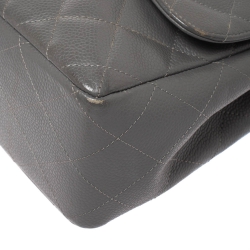 مملوكة مسبقًا Chanel Grey Quilted Caviar Leather Jumbo Classic Single Flap Bag