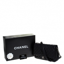 Pre Owned Chanel Black Quilted Caviar Leather Flap Bag