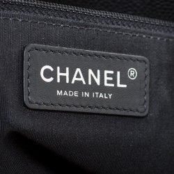 Pre Owned Chanel Black Quilted Caviar Leather Flap Bag
