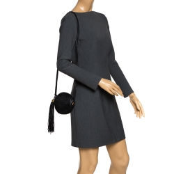 مملوكة مسبقًا حقيبة كروس شانيل ساتان وجلد بشراشيب مستديرة